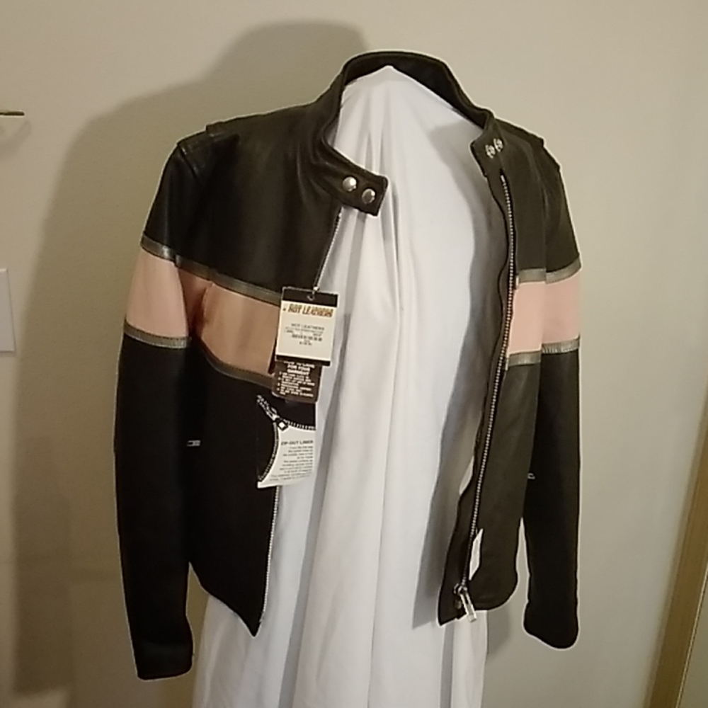 New BEAUTIFUL leather coat by Hot Leather